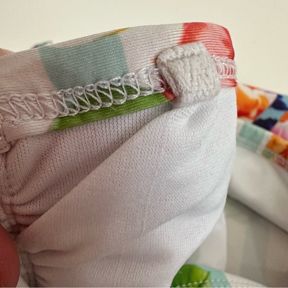 Gianni Bini 2-Piece Floral with Stripes Bandeau Tube Bikini Swimsuit Size Small - Picture 10 of 10